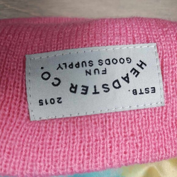Headstar Co NWT rainbow toque pompom pink comfortable size medium kids - Picture 6 of 6